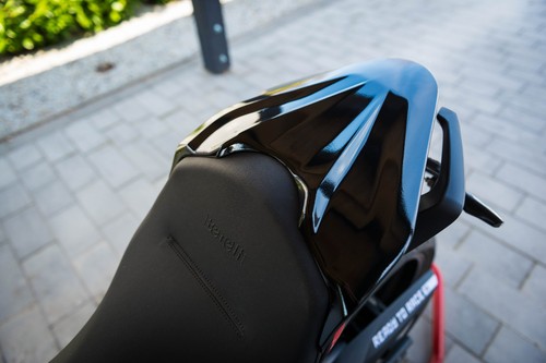 Seat cowl cover benelli 752s - seat,