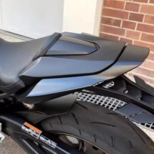 Mattschwarz Rücksitzbezug